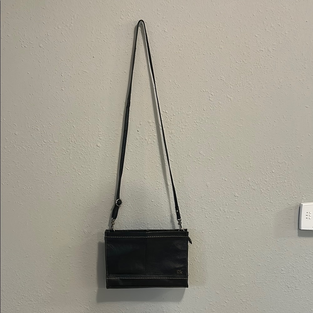 The Sak‎ Iris Demi Clutch Black Leather Crossbody Bag